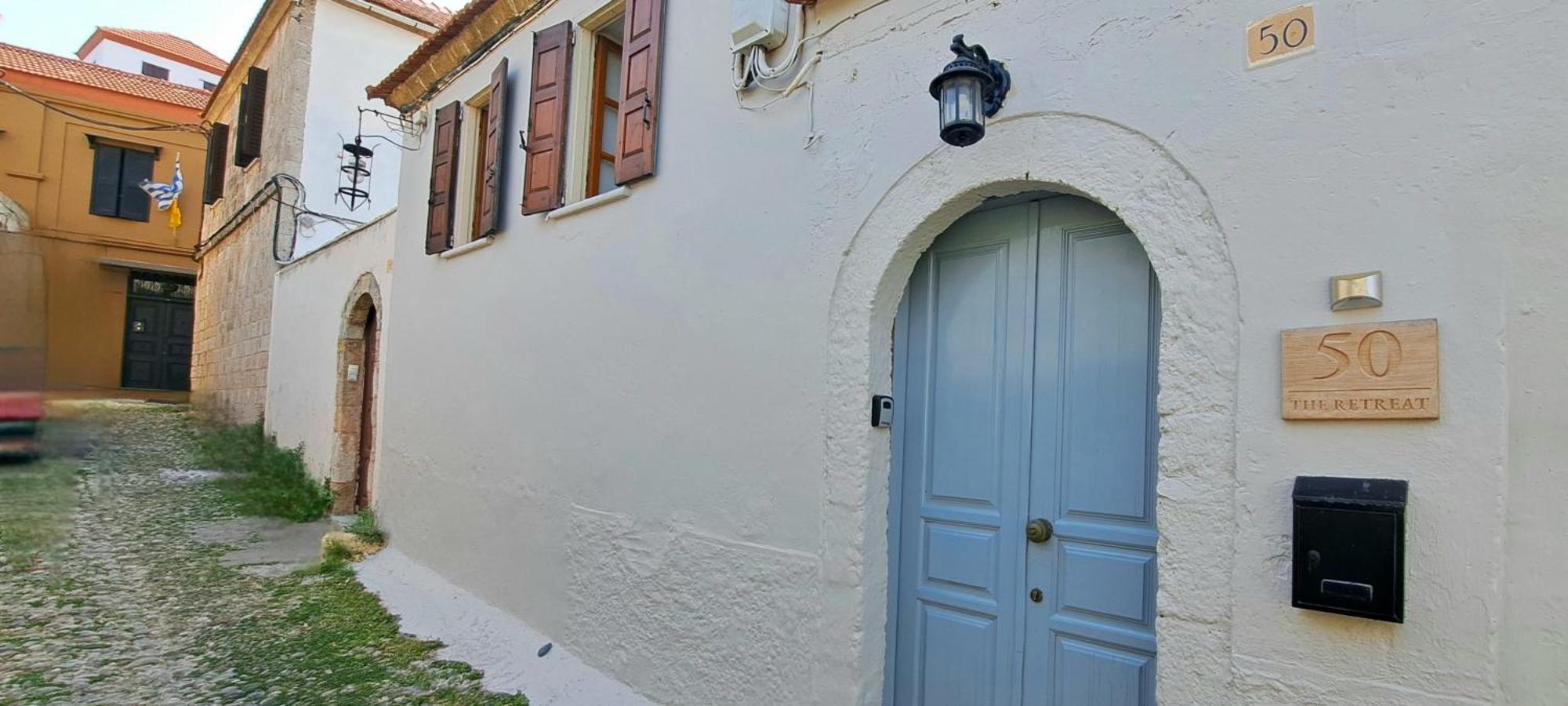 Semesterbostad The Retreat In The Heart Of Old Town Rhodes *